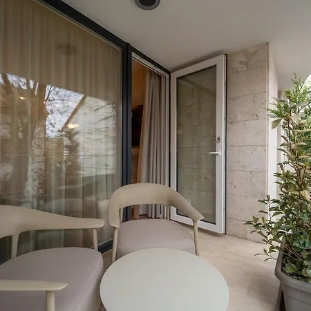 Aurea Boutique By Mital Szeged